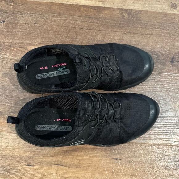 Skechers Black Slip-On Sneakers 9 Memory Foam Comfortable Casual Walking READ - Picture 7 of 11